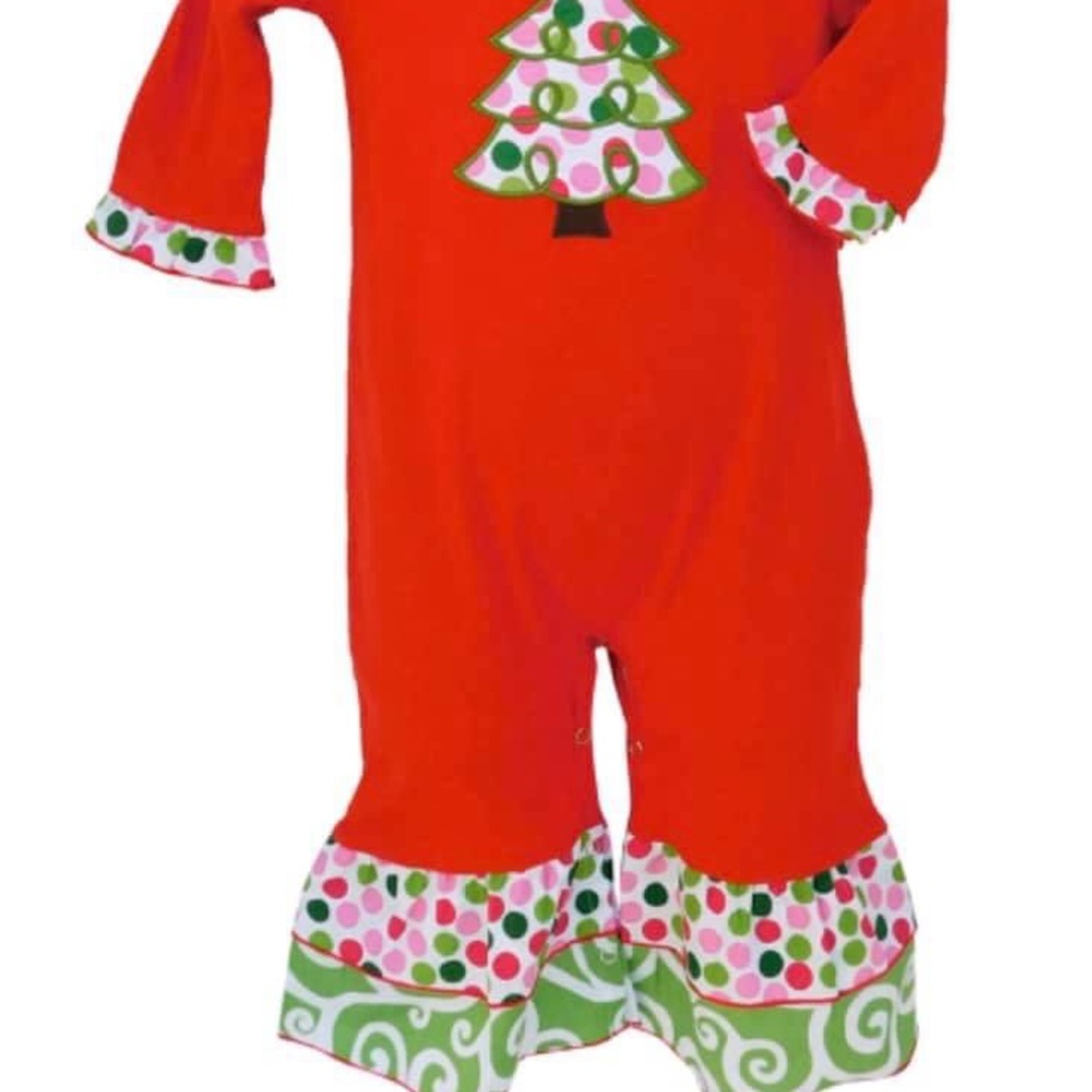 Ann Loren Christmas Boutique outfit